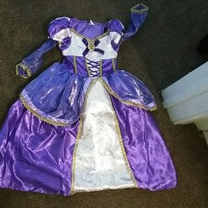 Disney Princess Costume!! Like New!! Rupunzel!